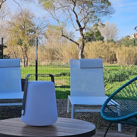 Mare Vista By Monarca