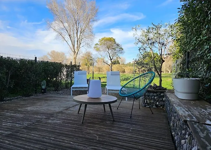 Mare Vista By Monarca