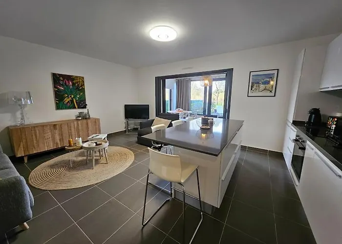 Mare Vista By Monarca *